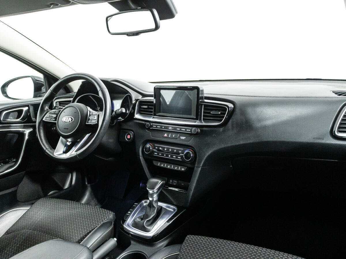 Купить Kia Ceed, 2019, 116 000 км.. Фото: #8
