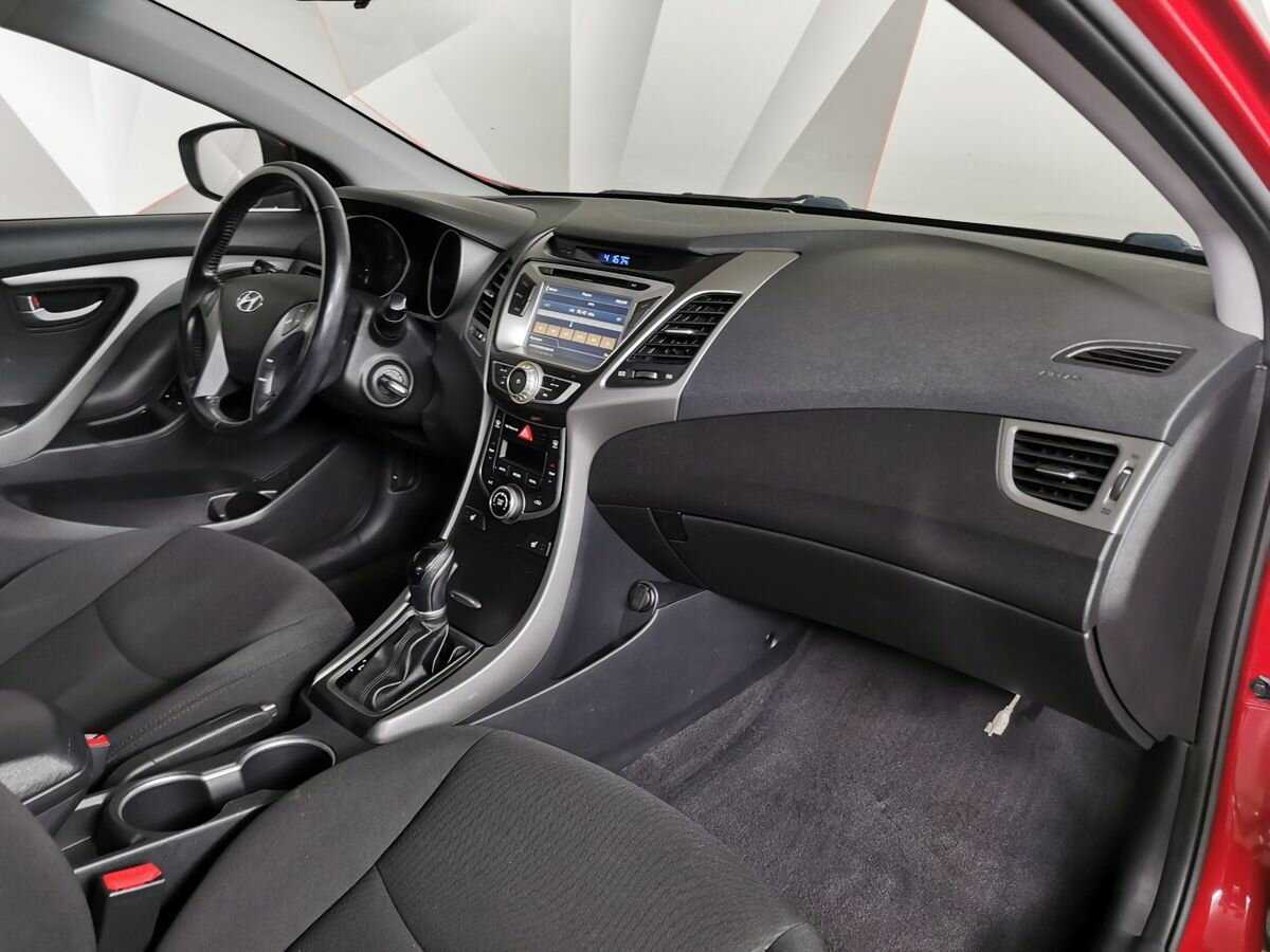 Купить Hyundai Elantra, 2015, 165 120 км.. Фото: #8