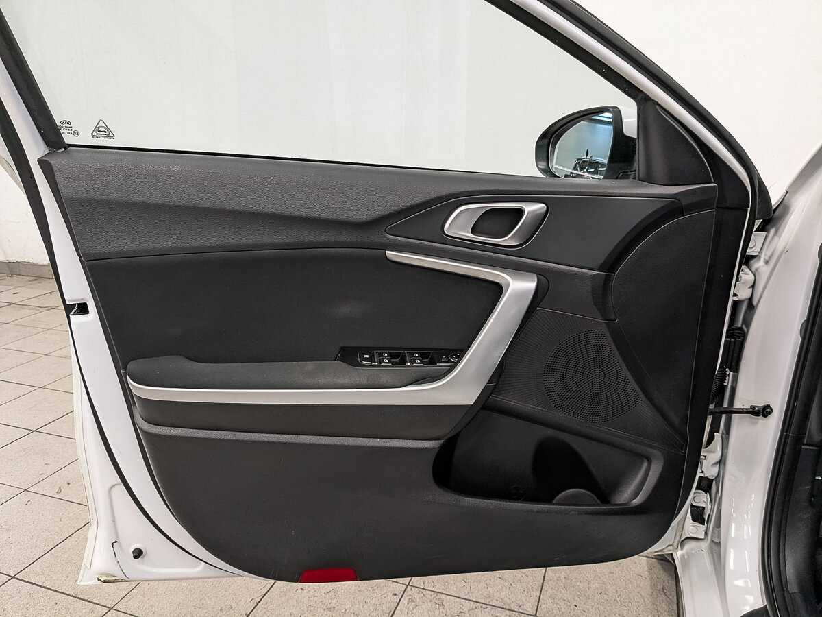 Купить Kia Ceed, 2018, 91 214 км.. Фото: #16