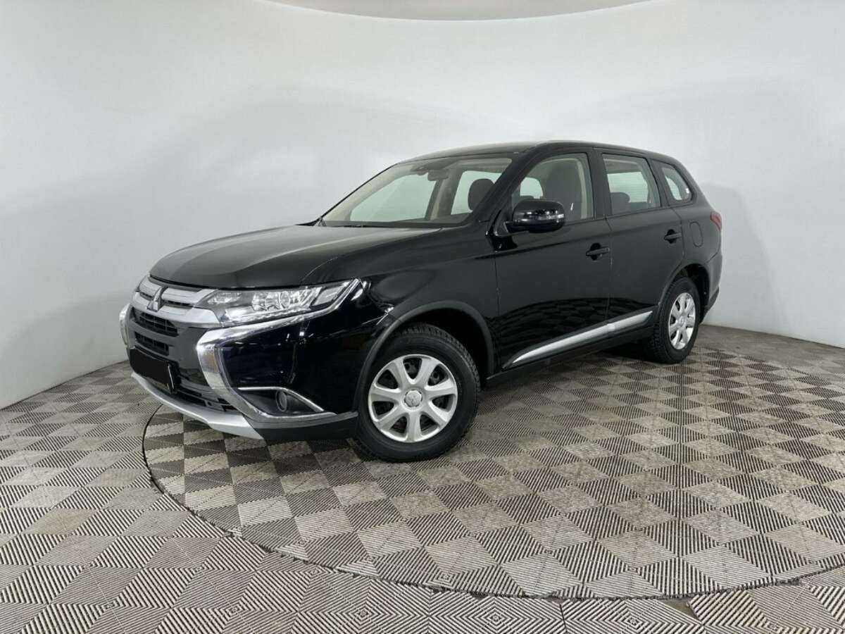 Купить Mitsubishi Outlander, 2017, 146 761 км.. Фото: #0
