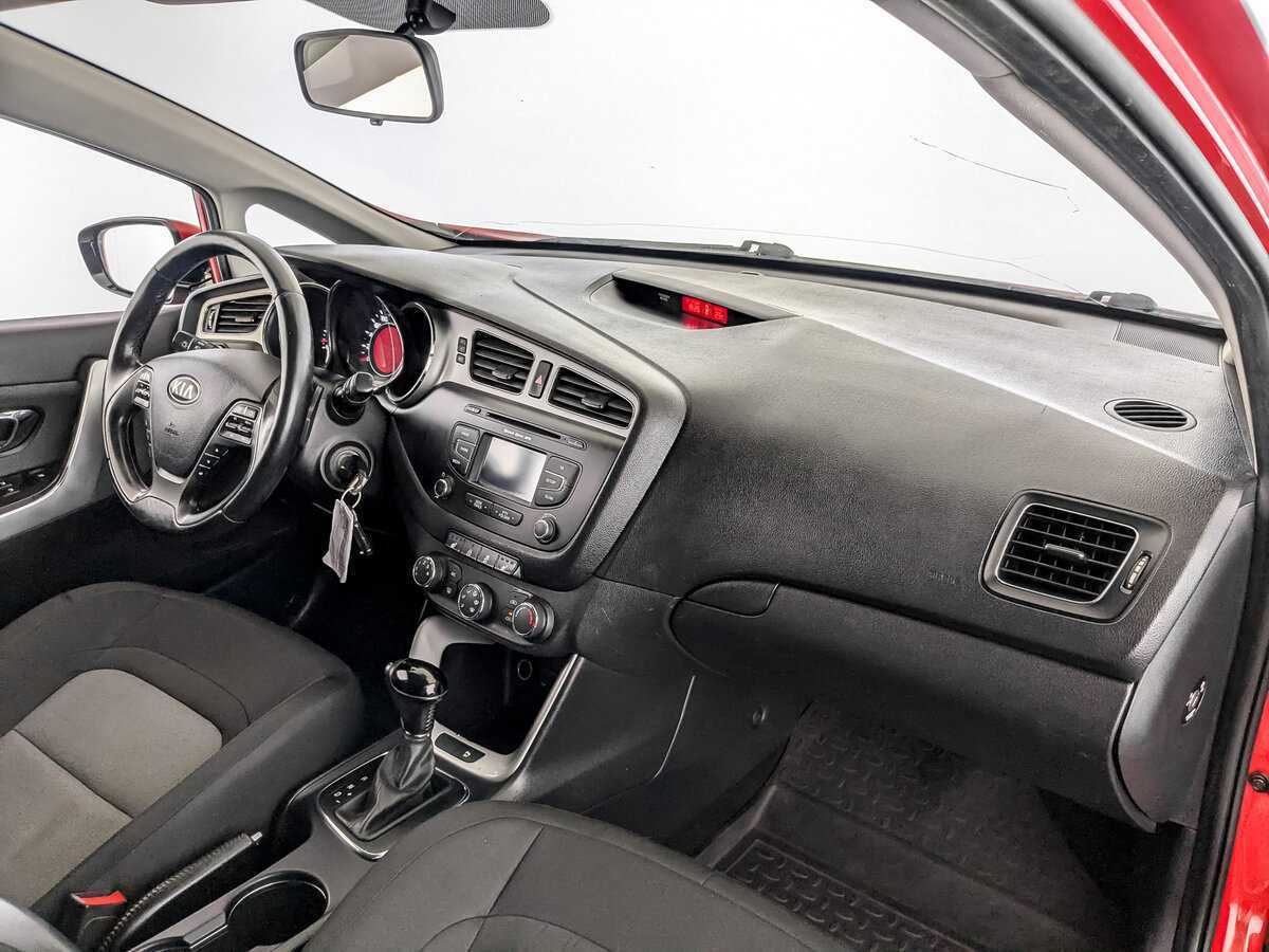 Купить Kia Ceed, 2014, 196 785 км.. Фото: #10