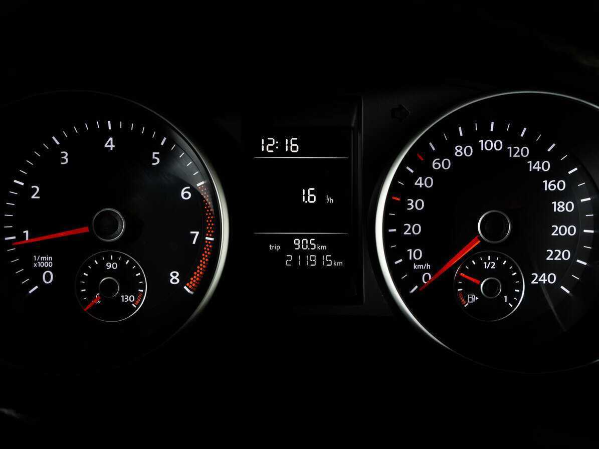 Купить Volkswagen Golf, 2012, 211 913 км.. Фото: #17