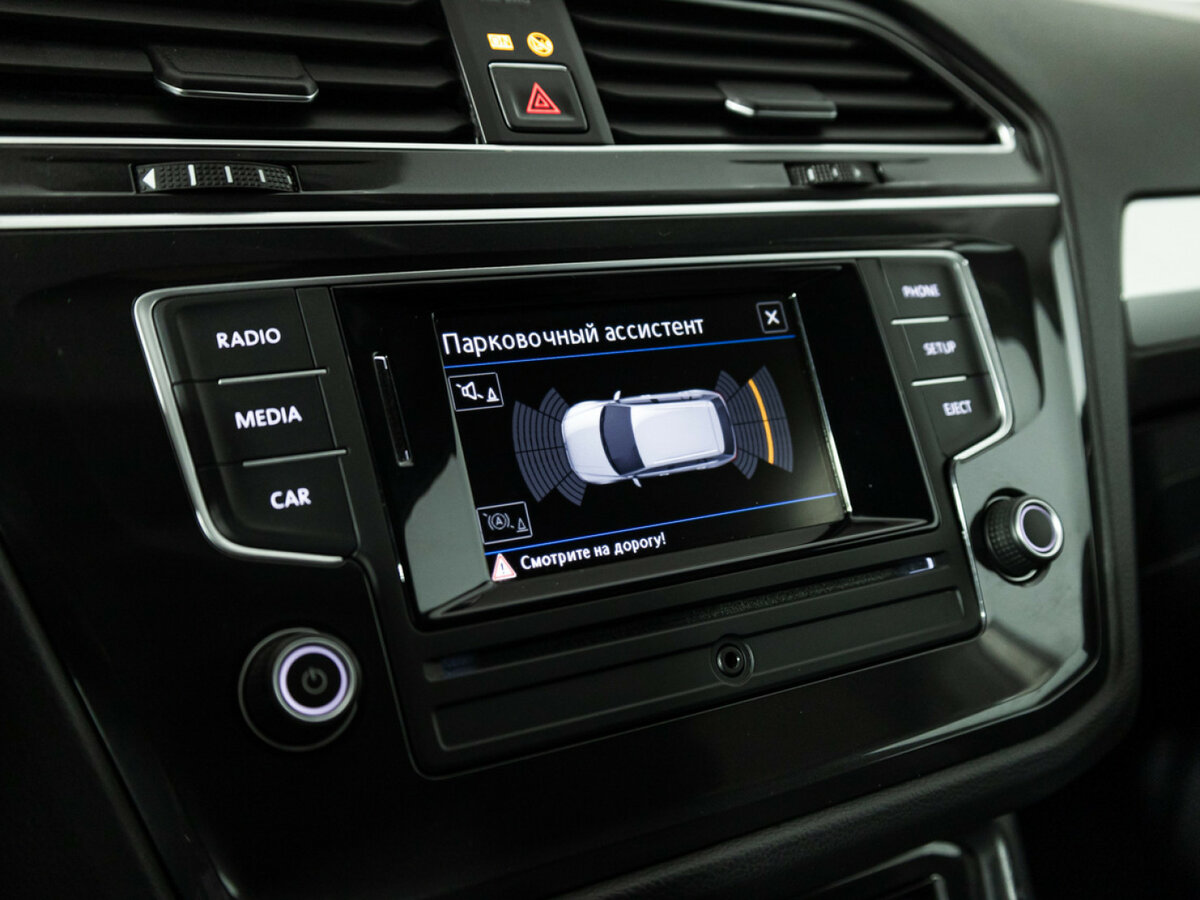 Купить Volkswagen Tiguan, 2017, 76 658 км.. Фото: #12