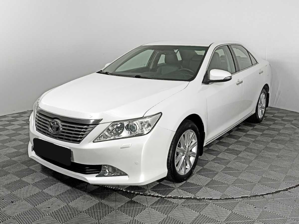 Купить Toyota Camry, 2014, 181 002 км.. Фото: #0