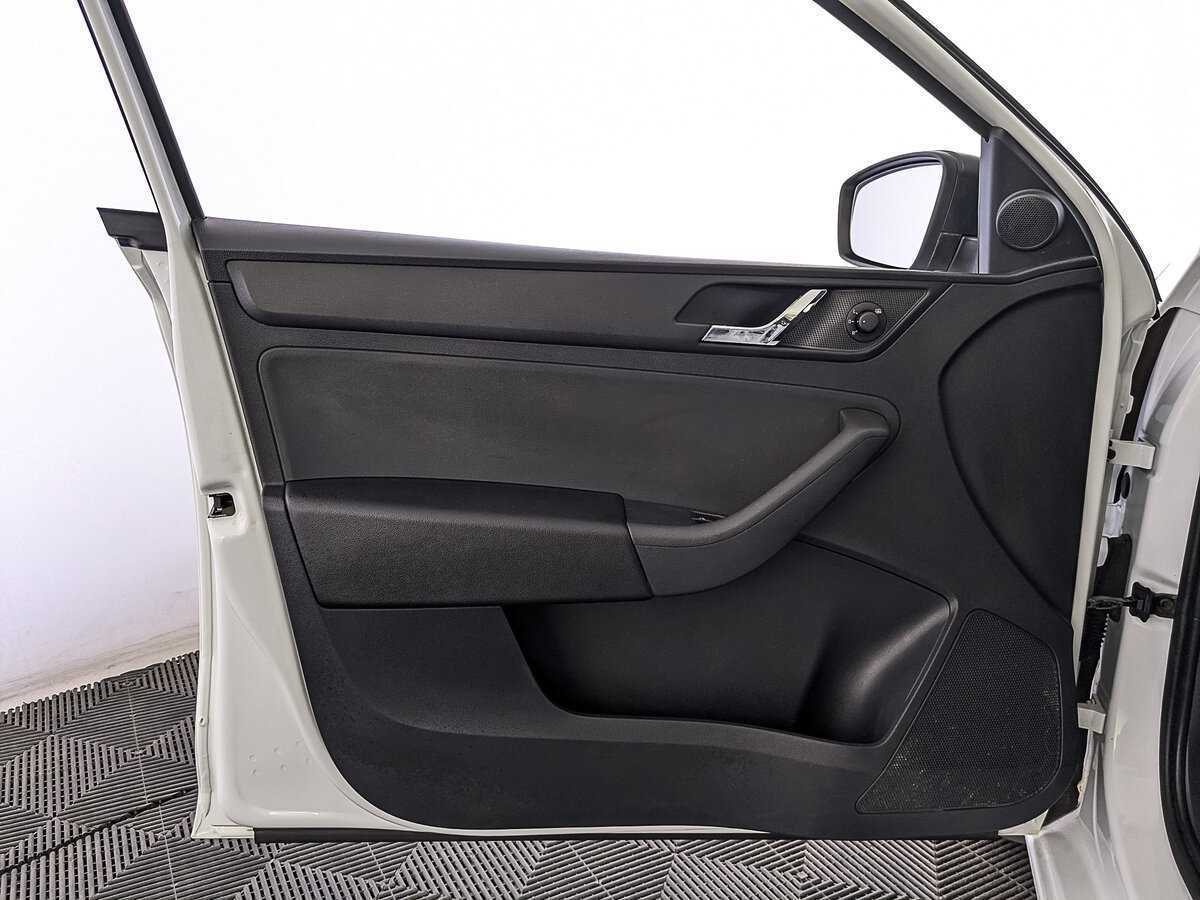 Купить Skoda Rapid, 2017, 174 708 км.. Фото: #18