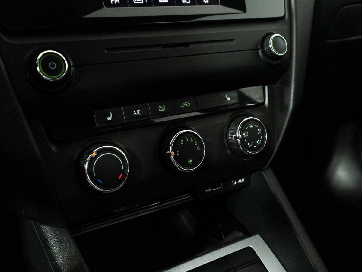 Купить Skoda Octavia, 2014, 168 239 км.. Фото: #15