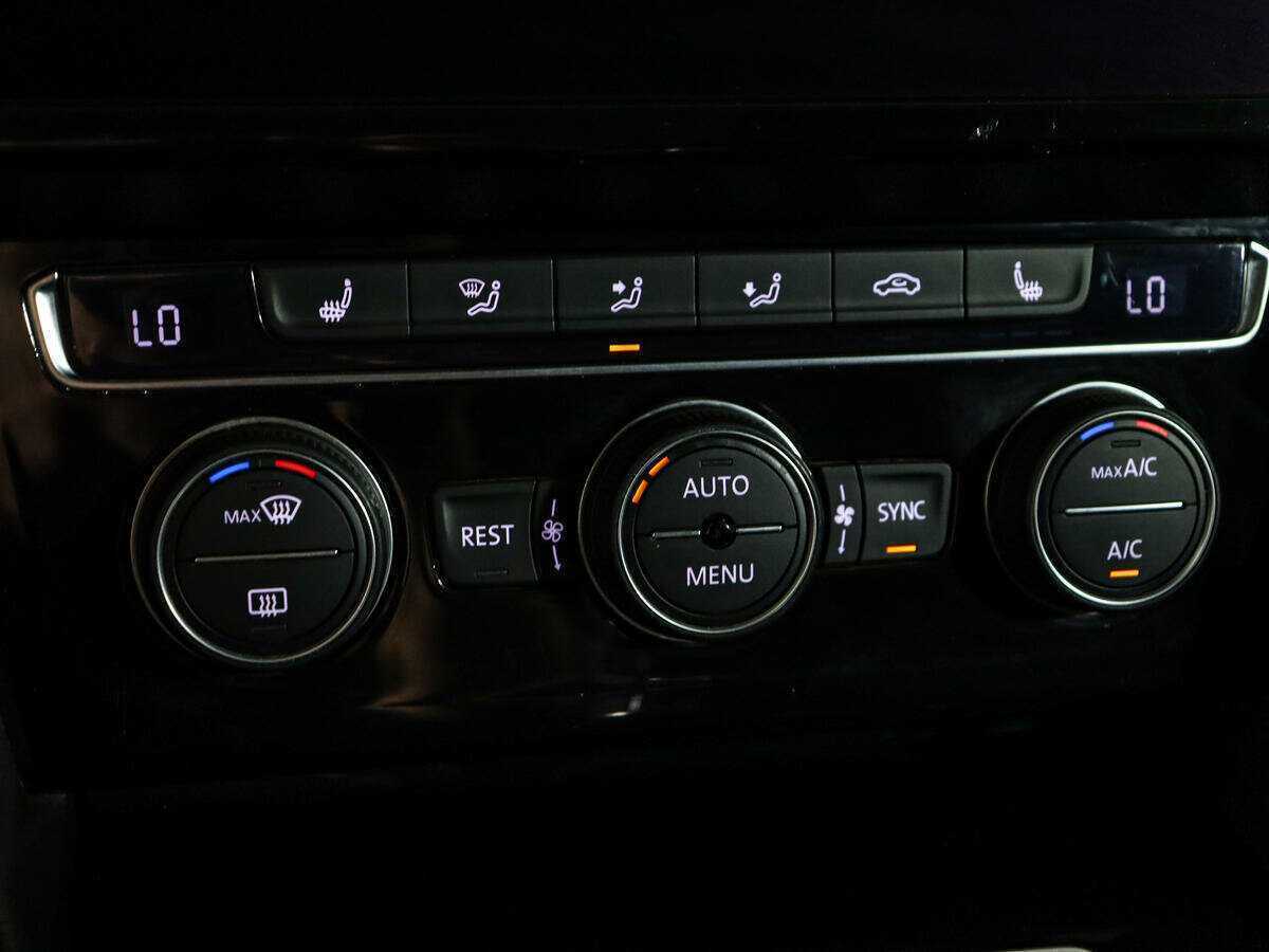 Купить Volkswagen Passat, 2017, 187 575 км.. Фото: #20