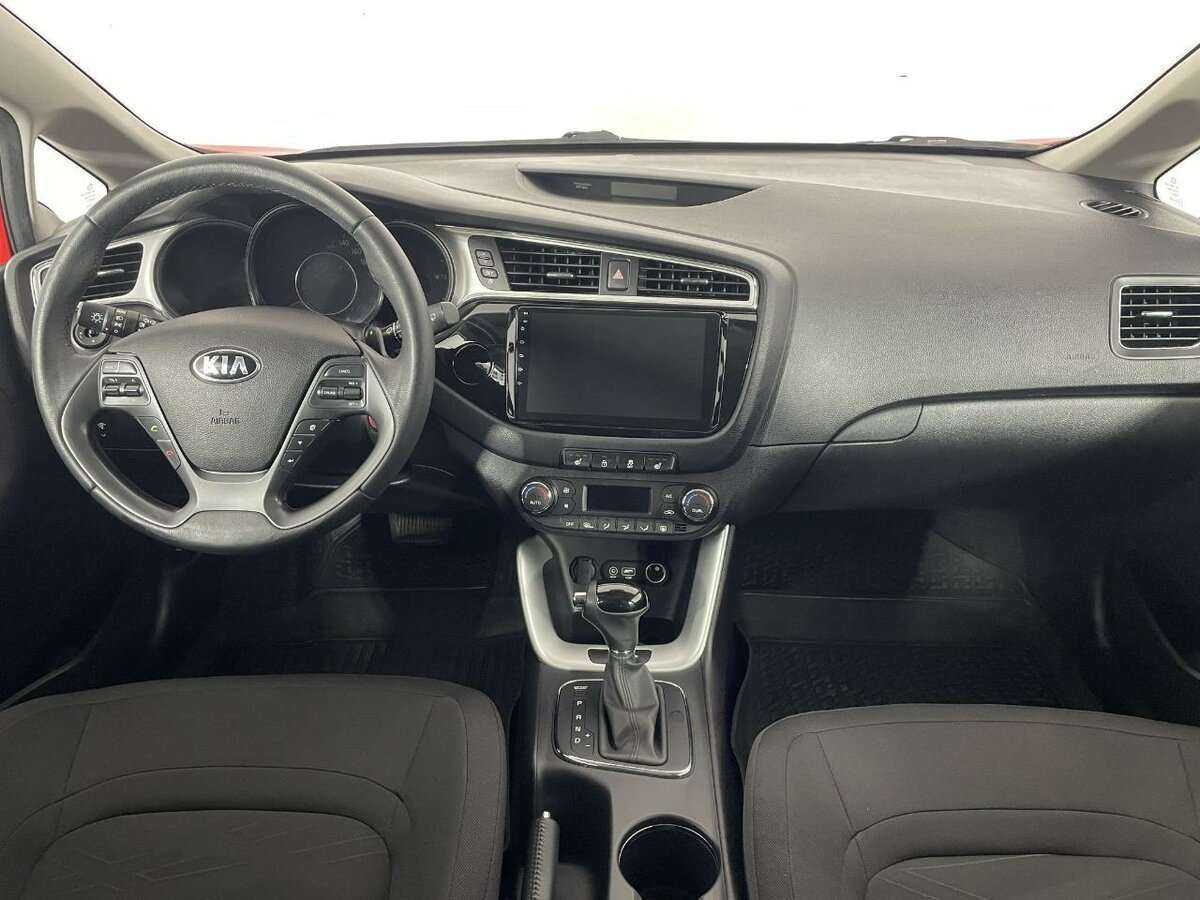 Купить Kia Ceed, 2018, 65 066 км.. Фото: #6