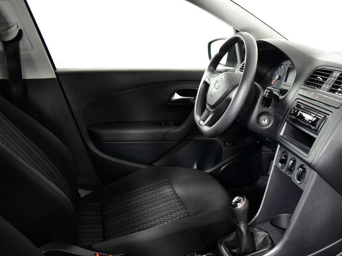 Купить Volkswagen Polo, 2015, 71 012 км.. Фото: #8