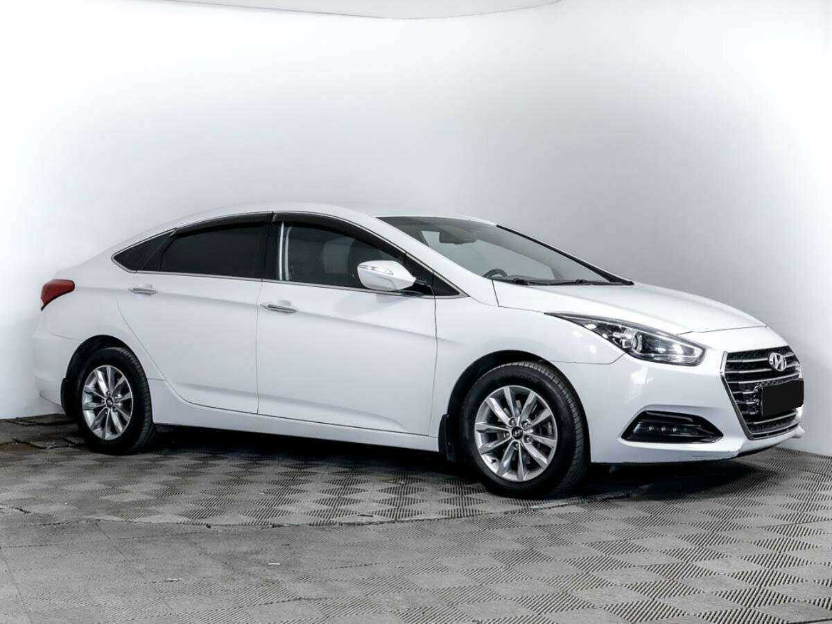 Купить Hyundai i40, 2015, 106 300 км.. Фото: #2