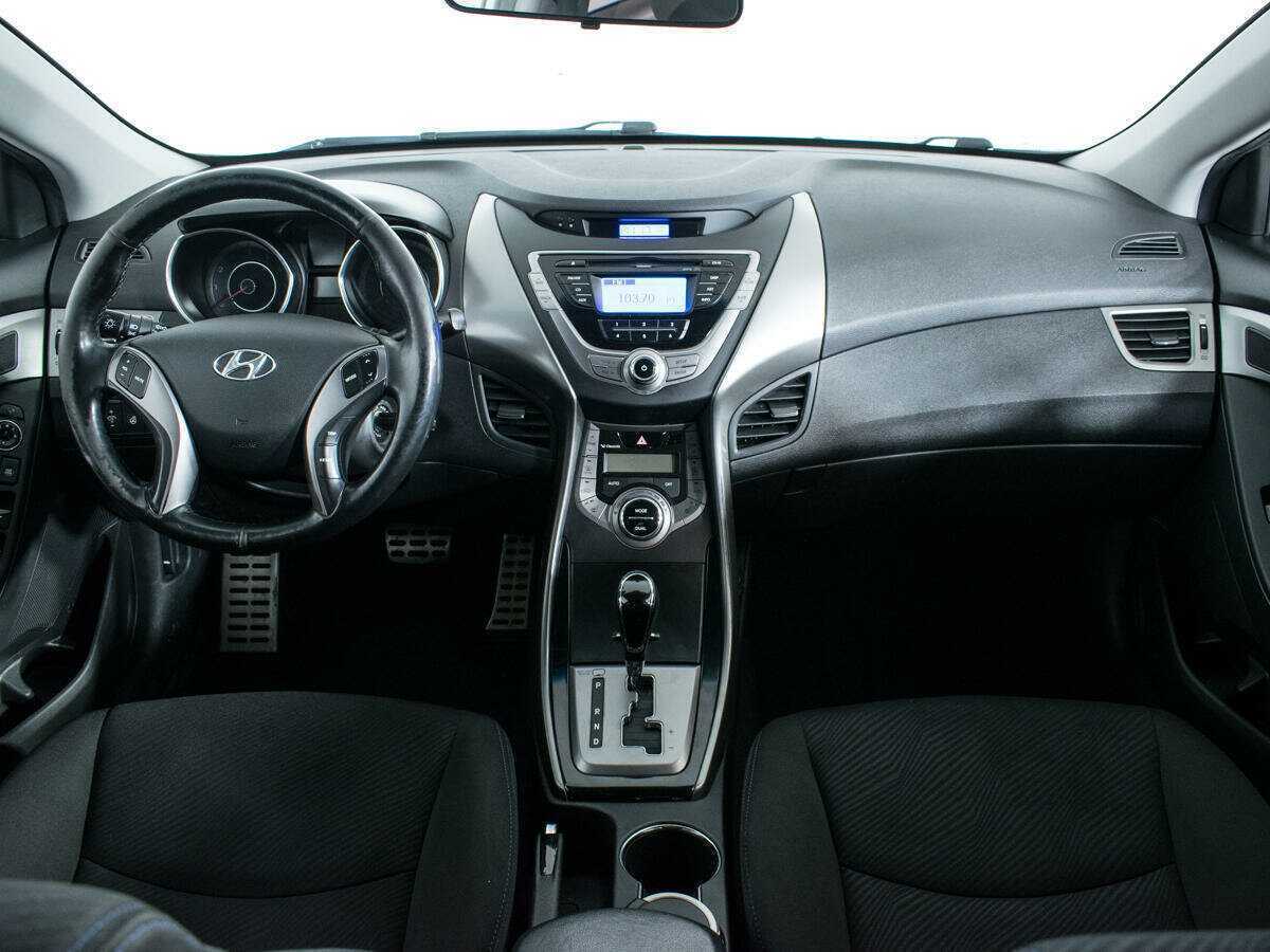 Купить Hyundai Elantra, 2013, 86 469 км.. Фото: #11