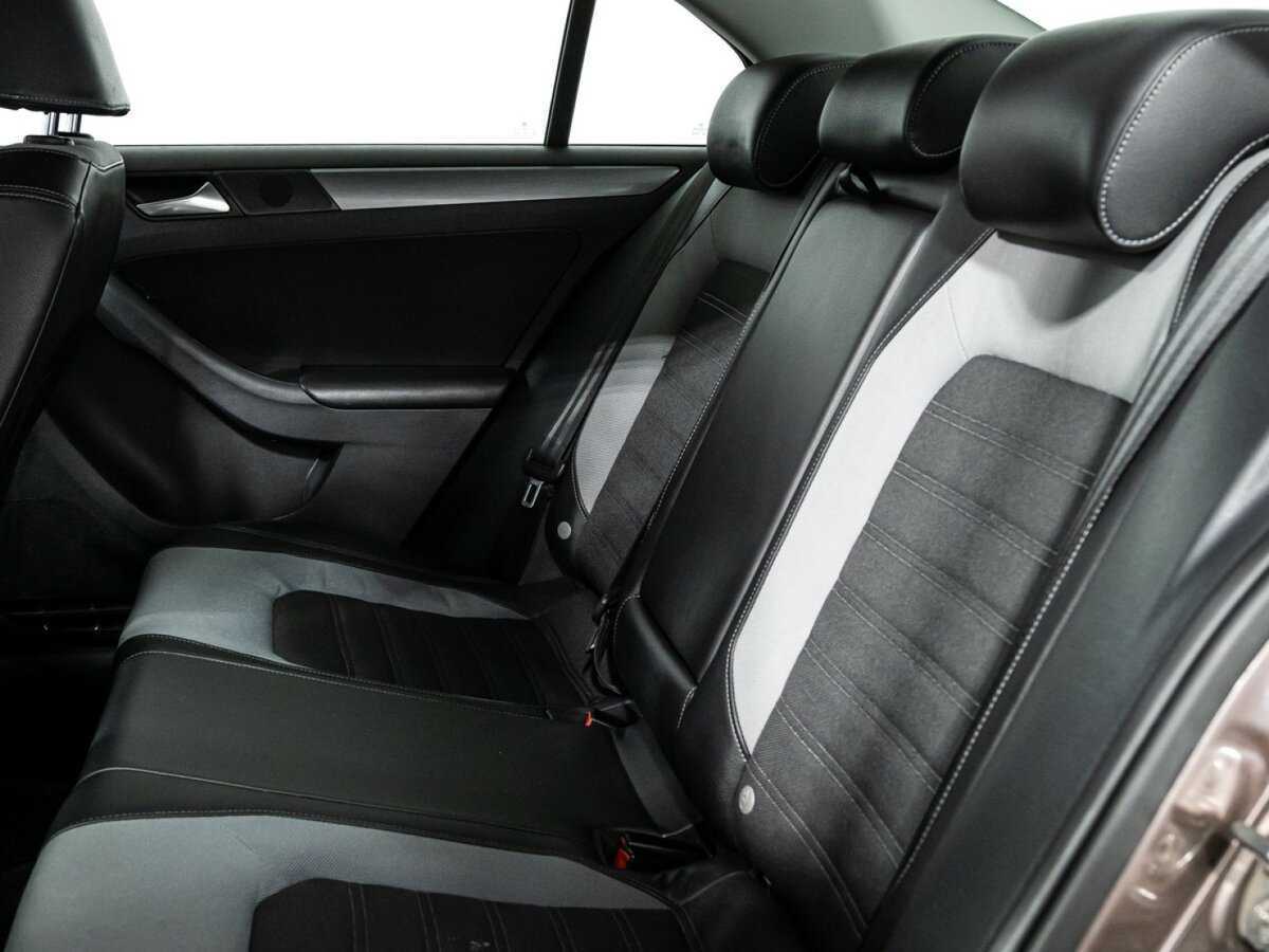 Купить Volkswagen Jetta, 2014, 139 716 км.. Фото: #9