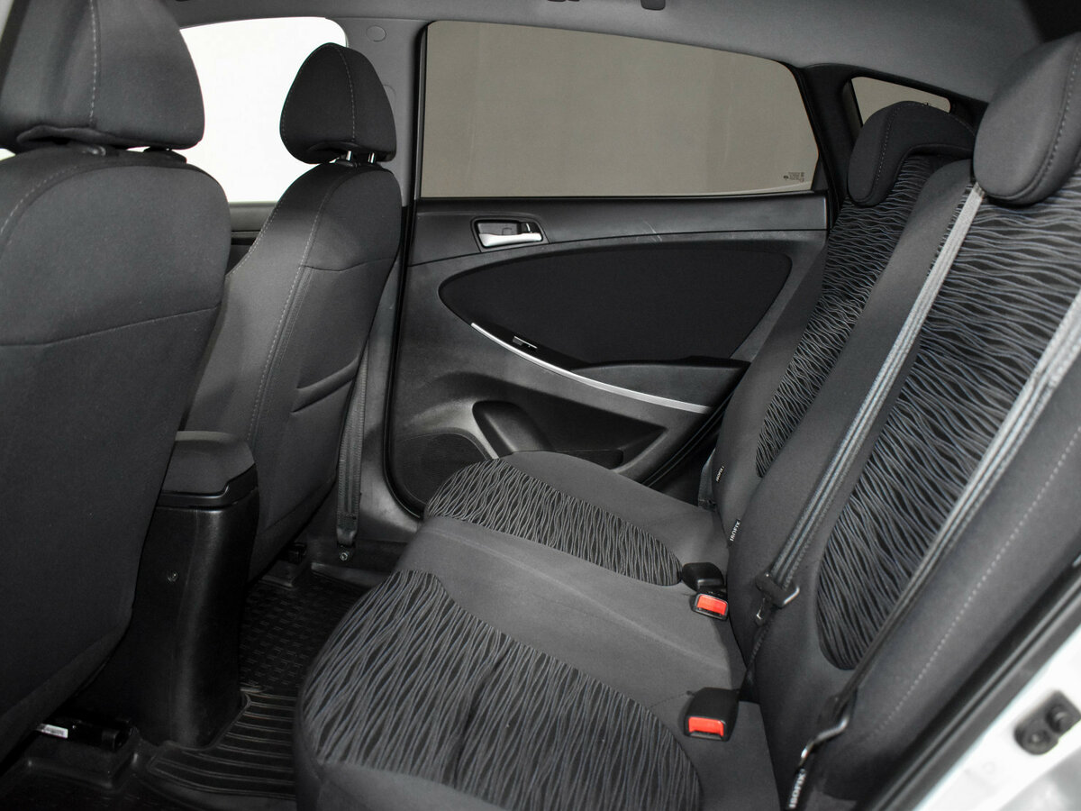 Купить Hyundai Solaris, 2015, 146 674 км.. Фото: #11