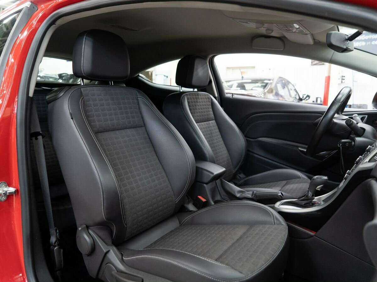 Купить Opel Astra, 2012, 151 000 км.. Фото: #7