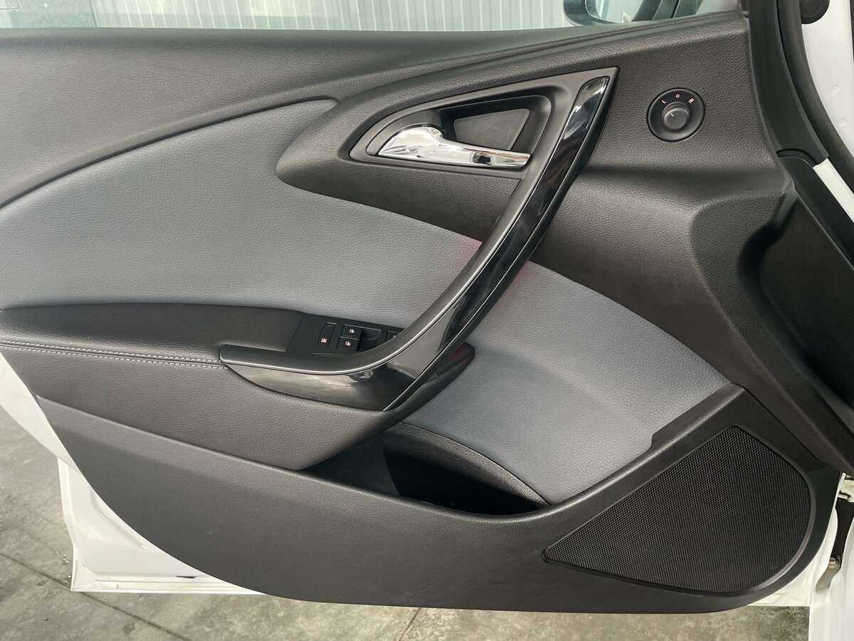 Купить Opel Astra, 2014, 145 050 км.. Фото: #16