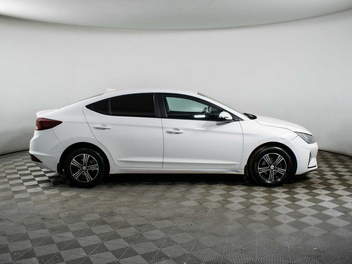 Купить Hyundai Elantra, 2019, 283 000 км.. Фото: #3