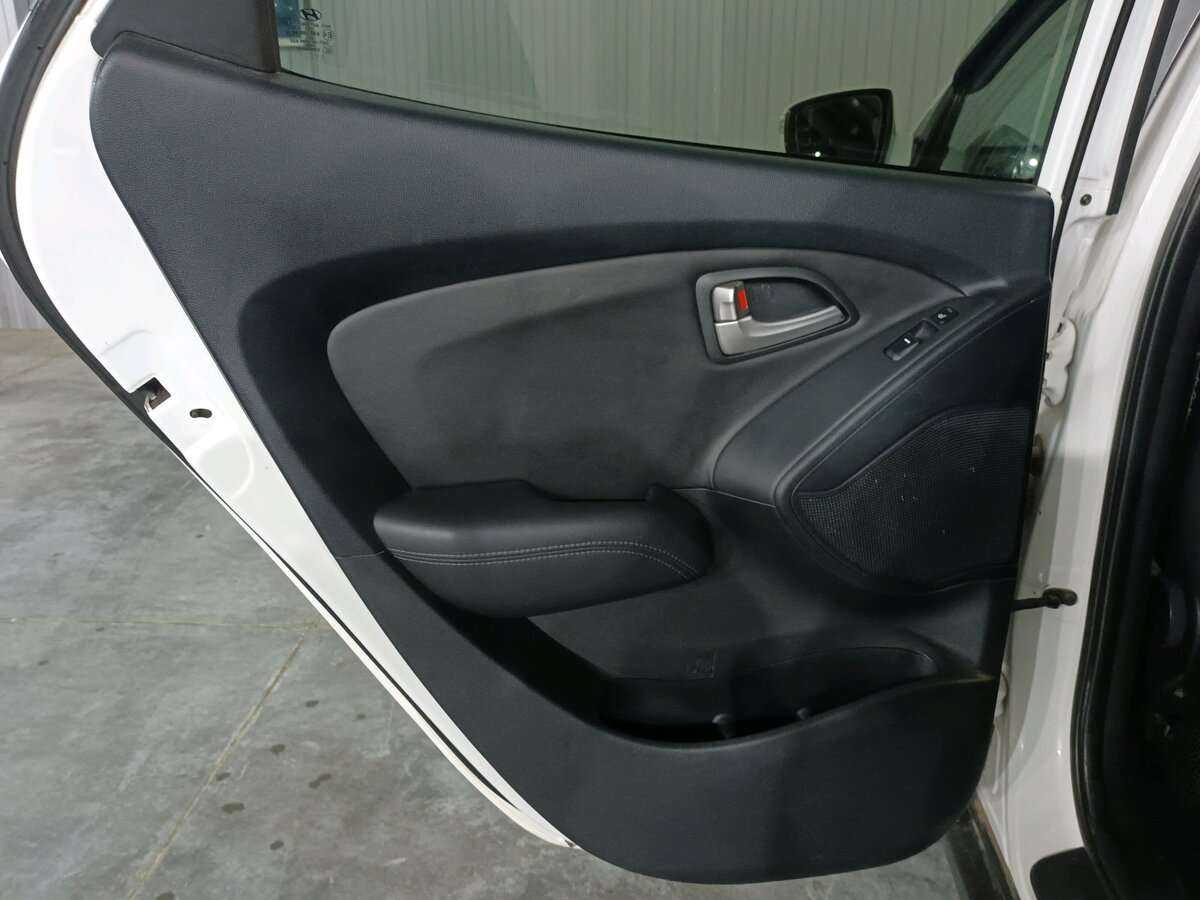 Купить Hyundai ix35, 2012, 173 631 км.. Фото: #16