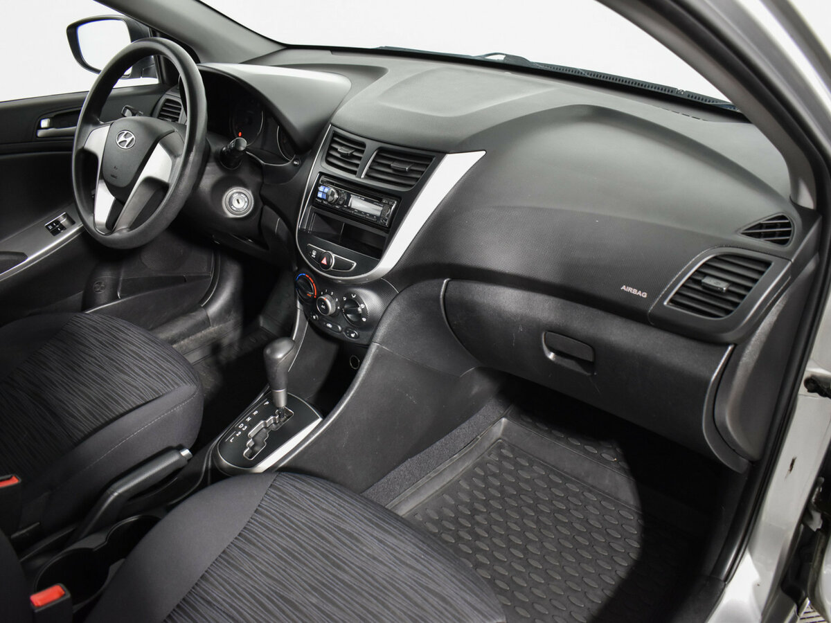 Купить Hyundai Solaris, 2015, 79 094 км.. Фото: #11