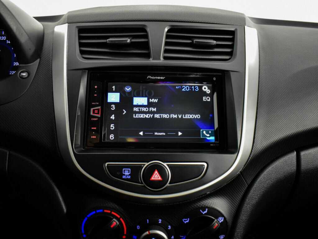 Купить Hyundai Solaris, 2013, 126 616 км.. Фото: #10