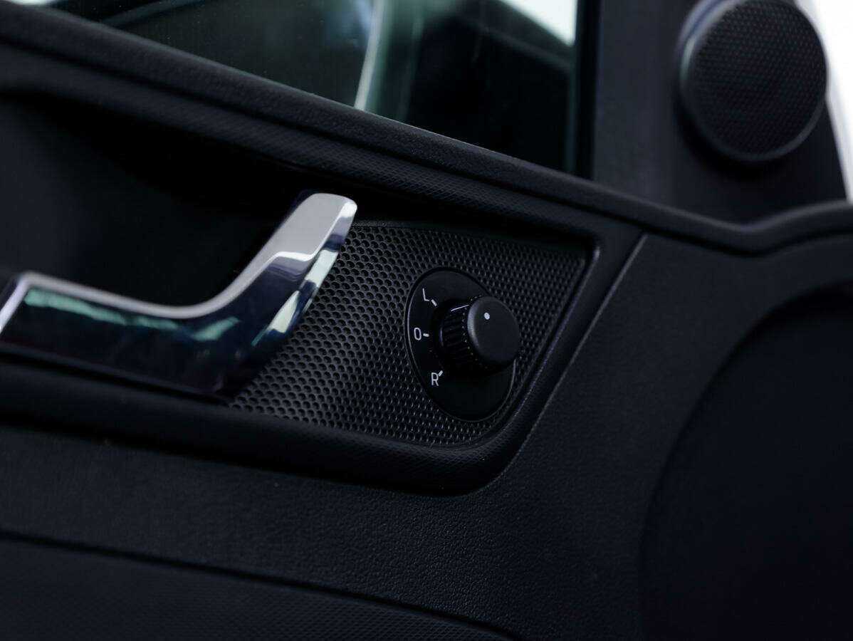 Купить Skoda Rapid, 2015, 107 086 км.. Фото: #17