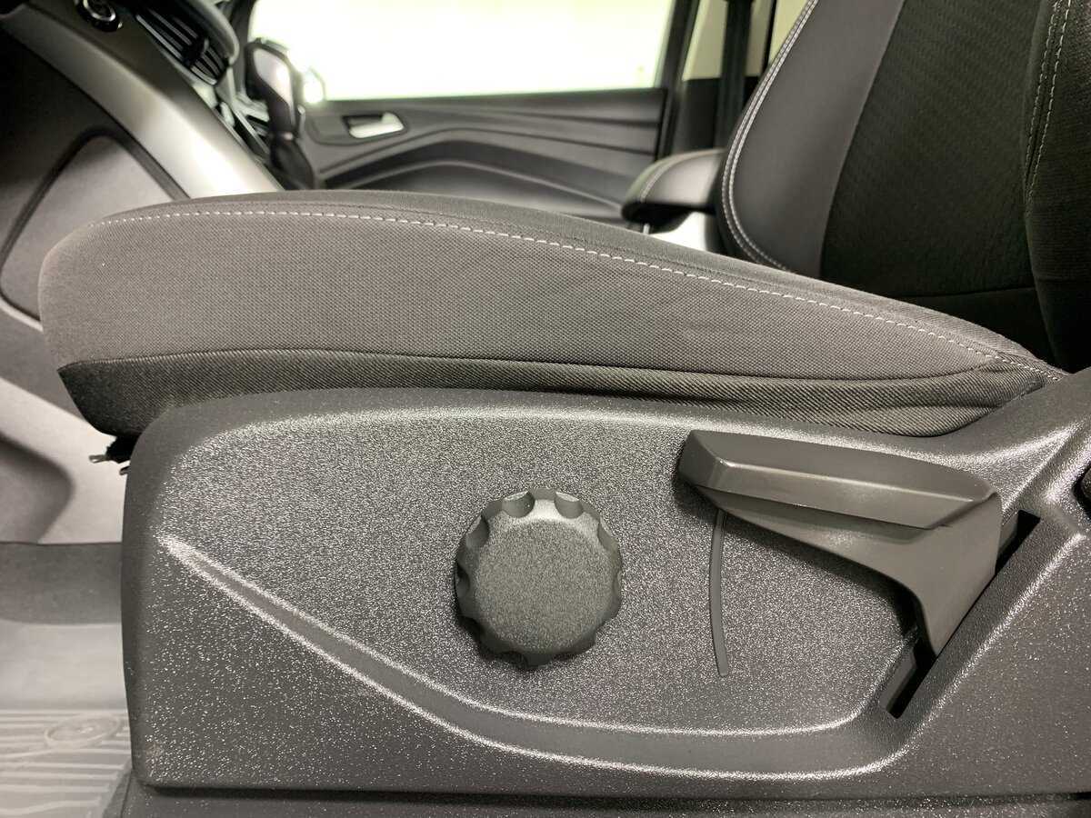 Купить Ford Kuga, 2017, 73 247 км.. Фото: #16