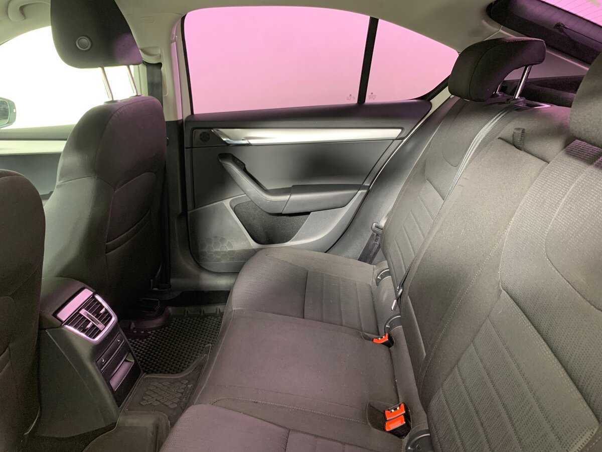 Купить Skoda Octavia, 2015, 228 630 км.. Фото: #18