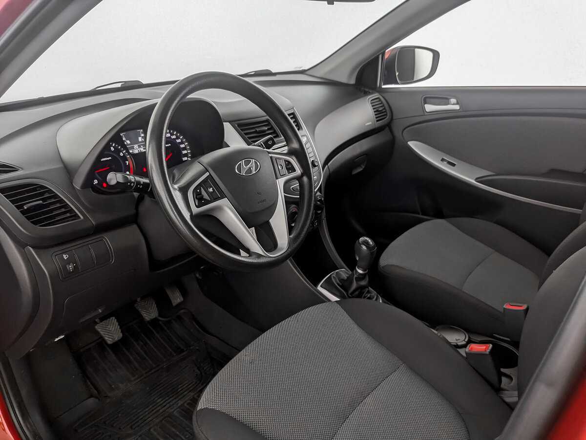 Купить Hyundai Solaris, 2012, 138 770 км.. Фото: #13