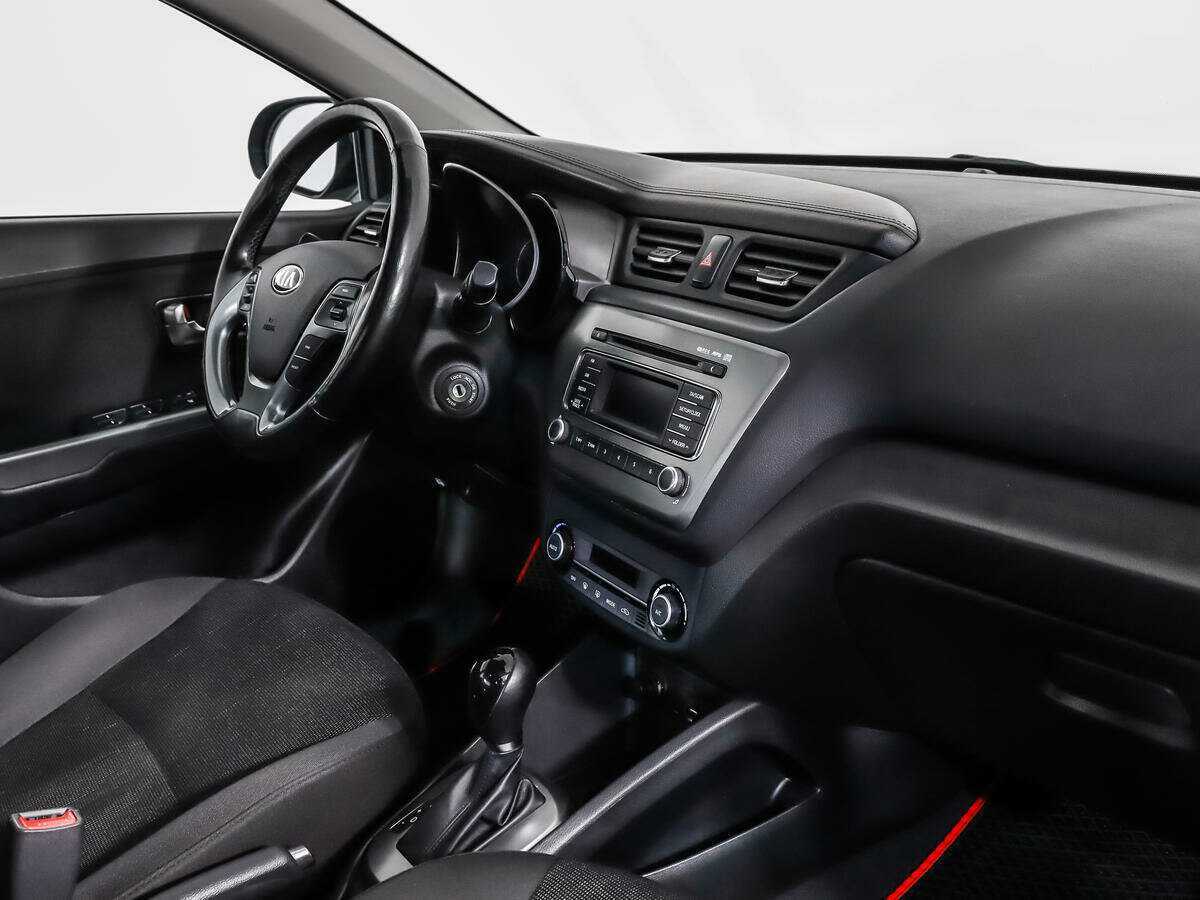 Купить Kia Rio, 2017, 140 738 км.. Фото: #10