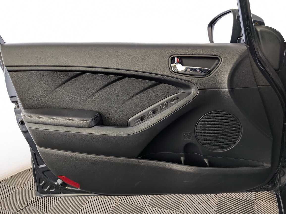 Купить Kia Cerato, 2019, 73 460 км.. Фото: #15