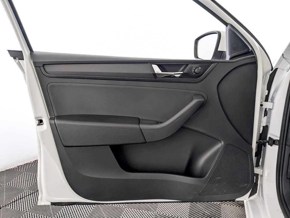 Купить Skoda Rapid, 2017, 177 284 км.. Фото: #16