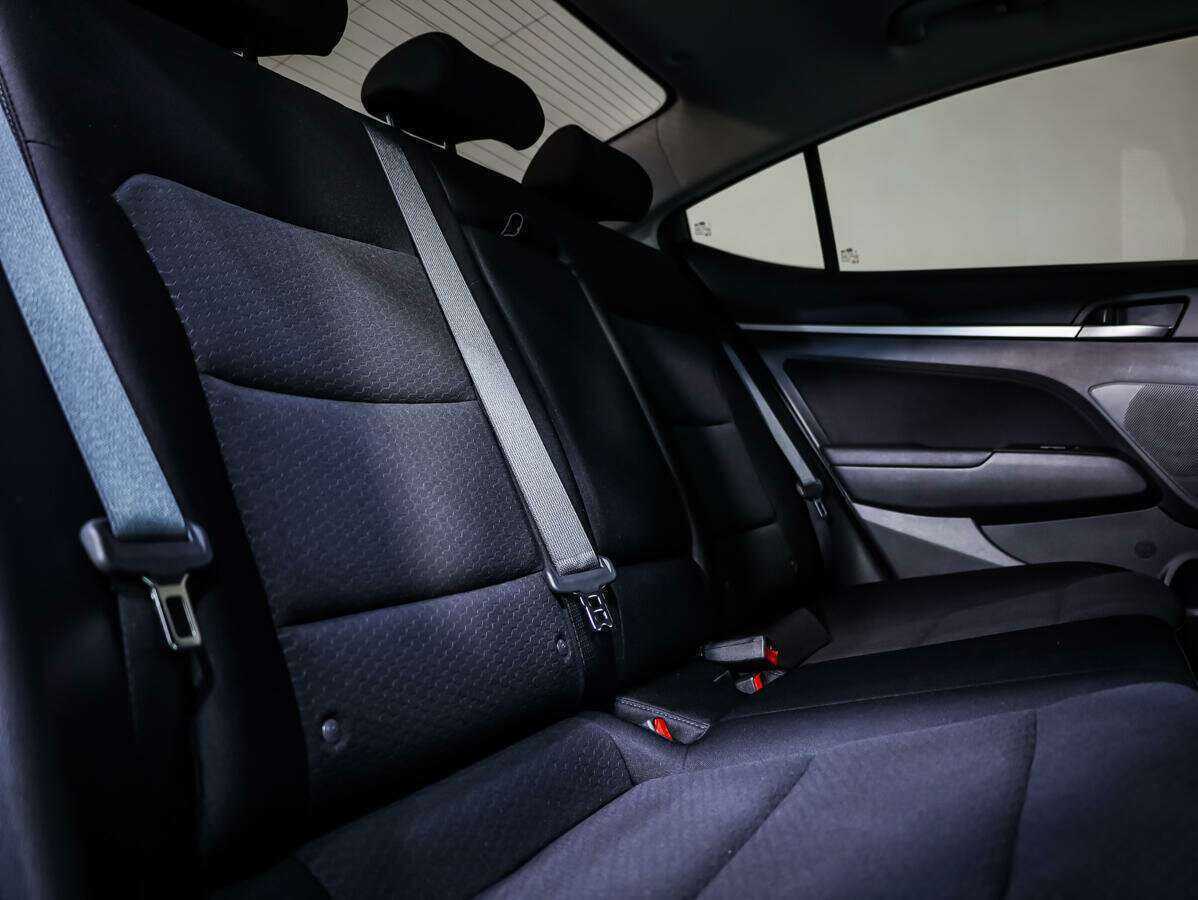 Купить Hyundai Elantra, 2019, 61 543 км.. Фото: #10