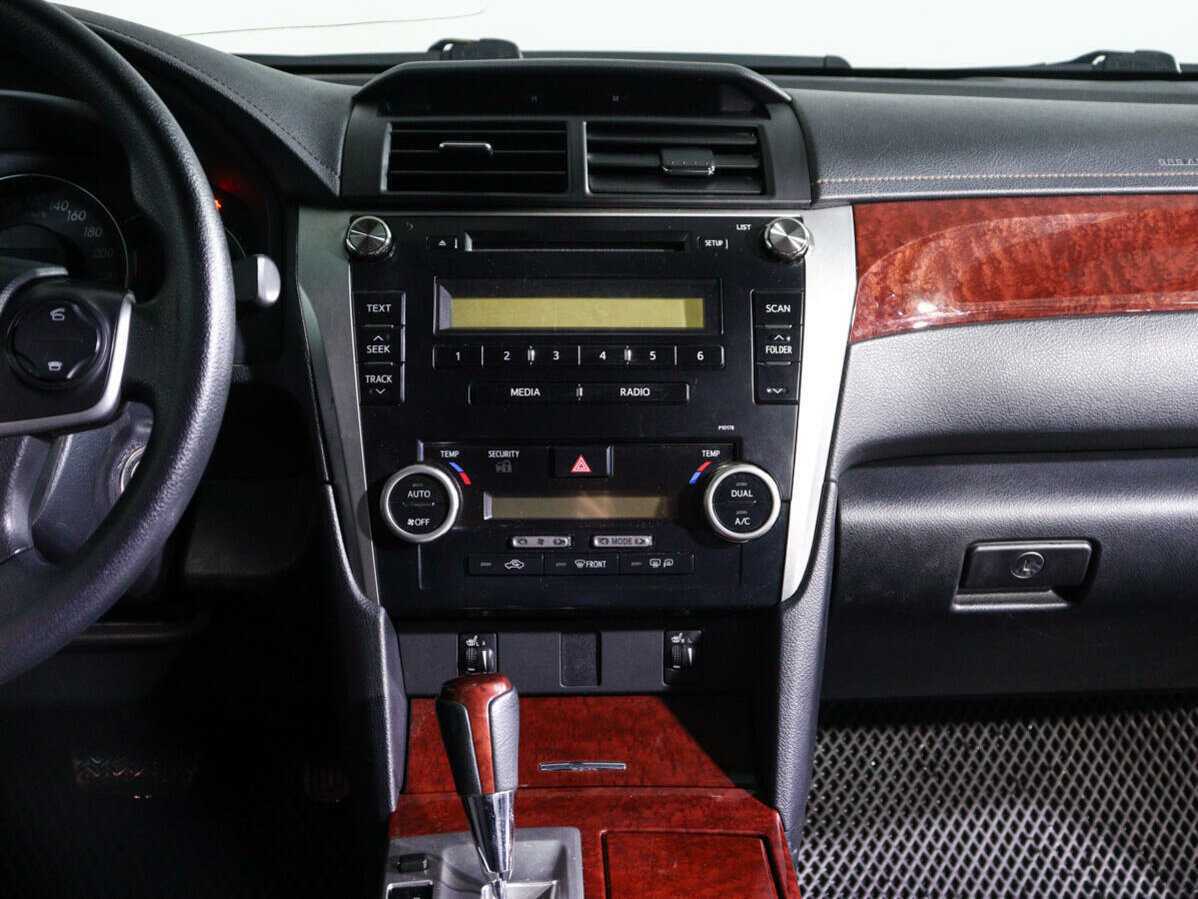 Купить Toyota Camry, 2013, 100 350 км.. Фото: #12
