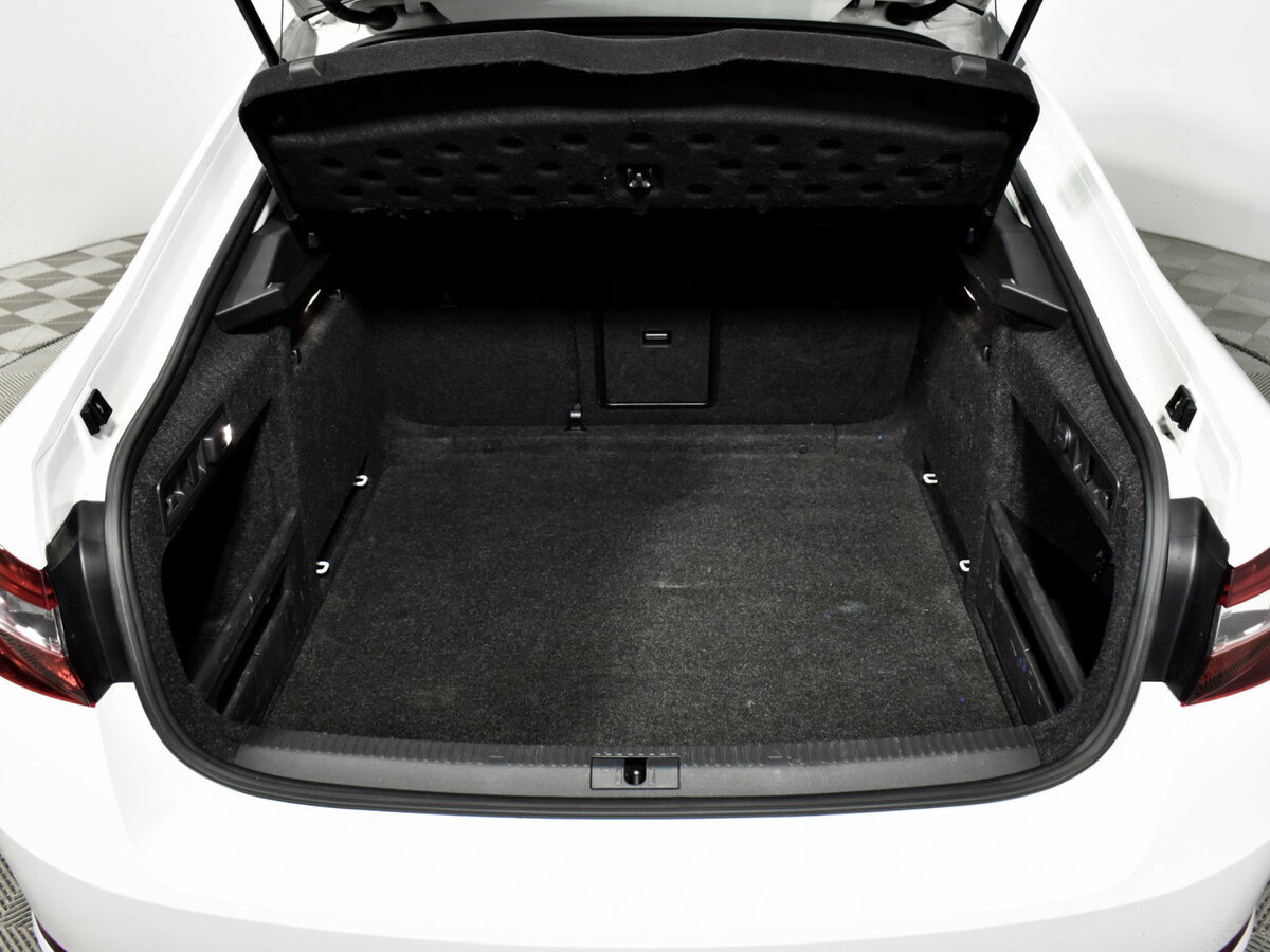 Купить Skoda Superb, 2018, 156 585 км.. Фото: #17