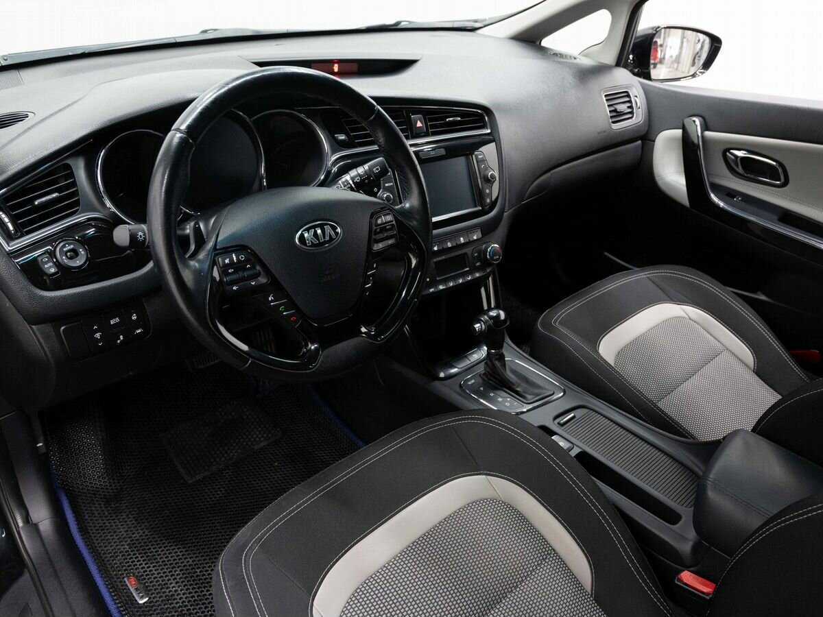 Купить Kia Ceed, 2017, 138 345 км.. Фото: #7