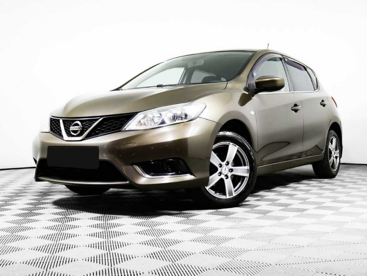 Купить Nissan Tiida, 2015, 84 520 км.. Посмотреть фото