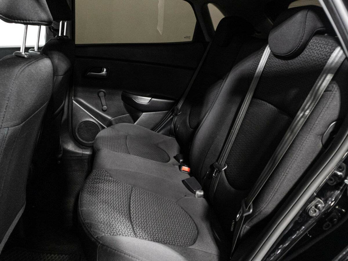 Купить Kia Rio, 2015, 116 000 км.. Фото: #9