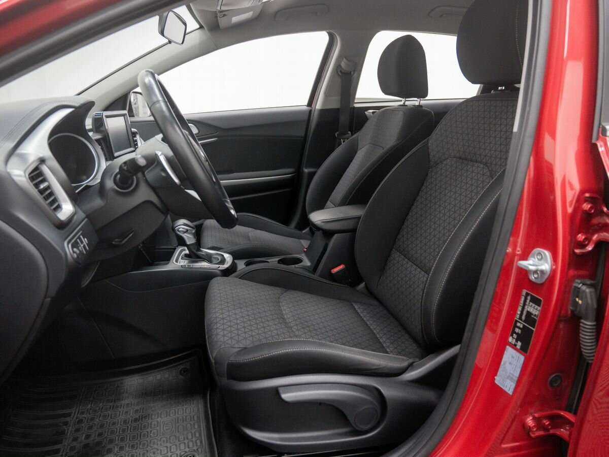 Купить Kia Ceed, 2019, 89 000 км.. Фото: #15