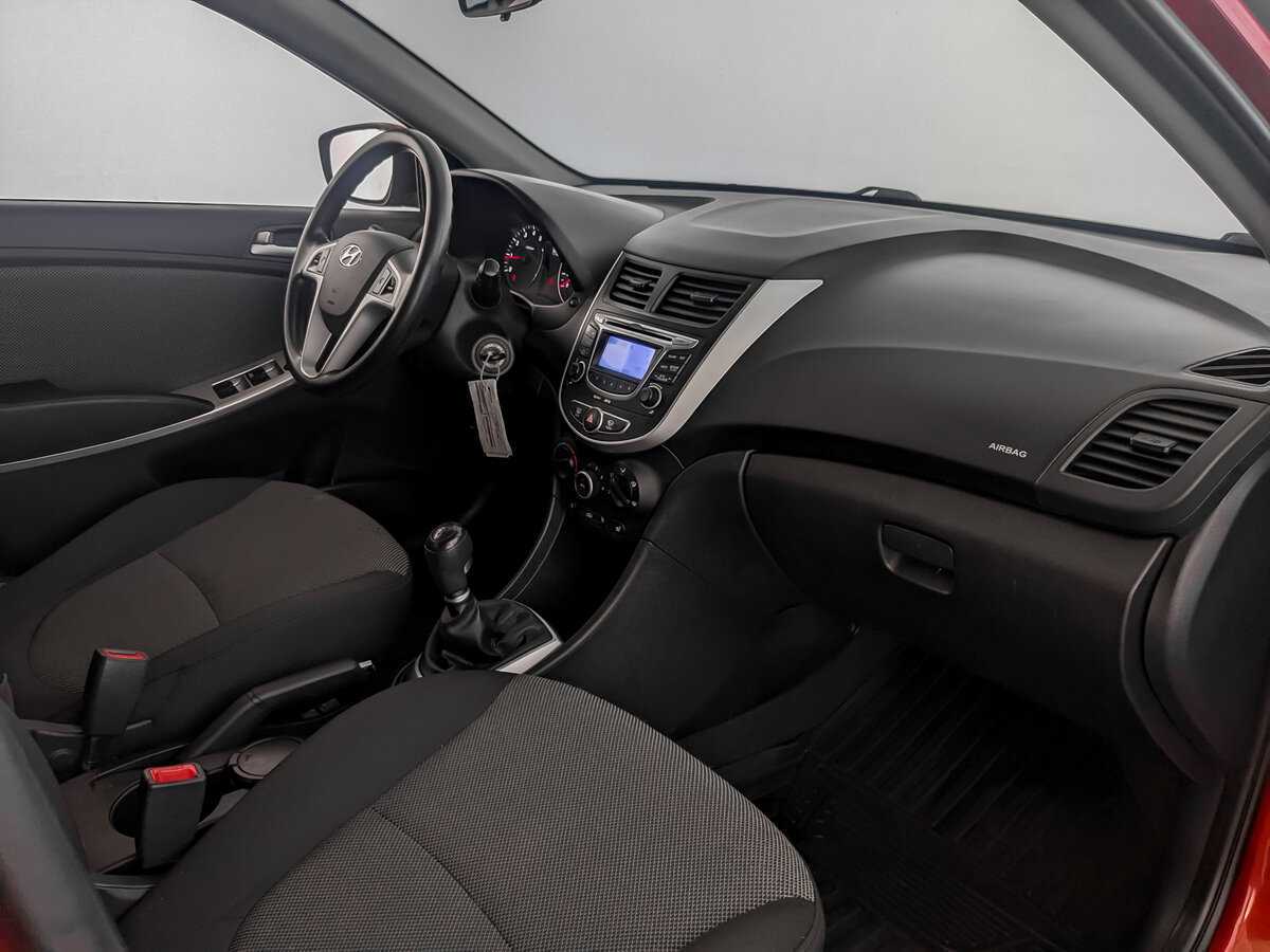 Купить Hyundai Solaris, 2012, 138 770 км.. Фото: #8