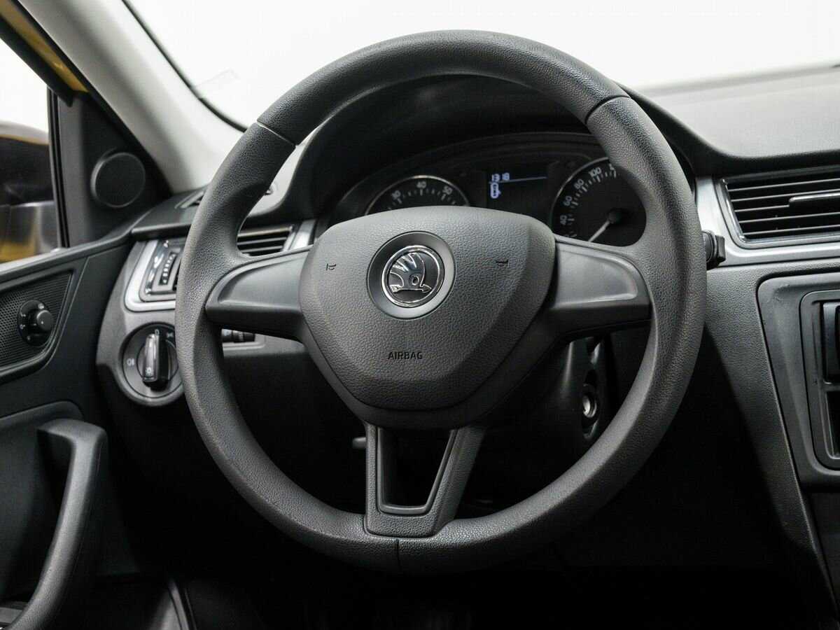 Купить Skoda Rapid, 2017, 122 000 км.. Фото: #12