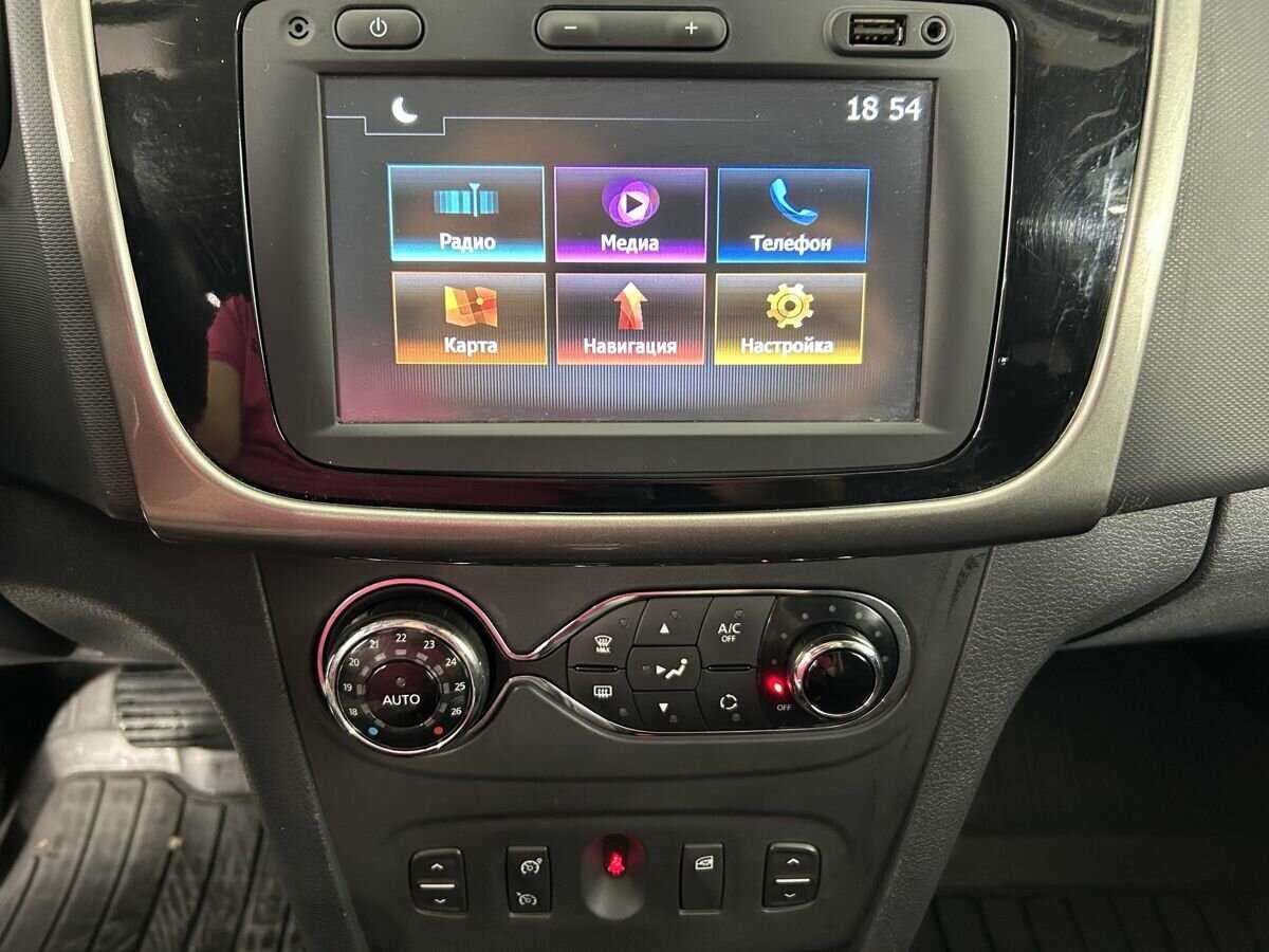 Купить Renault Sandero, 2016, 166 937 км.. Фото: #9