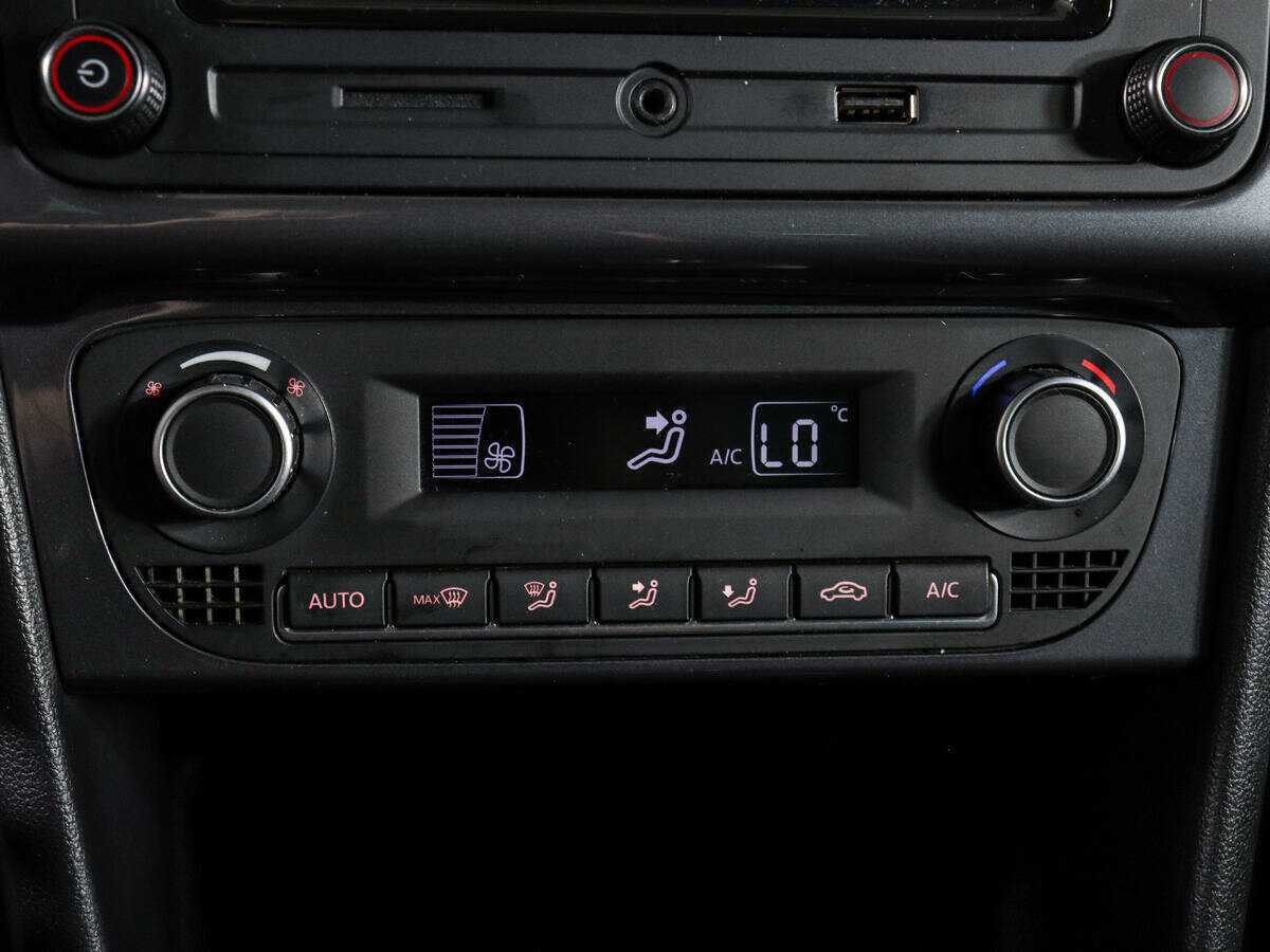 Купить Volkswagen Polo, 2018, 78 199 км.. Фото: #19