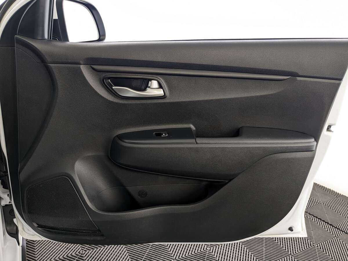 Купить Kia Rio, 2021, 69 624 км.. Фото: #21