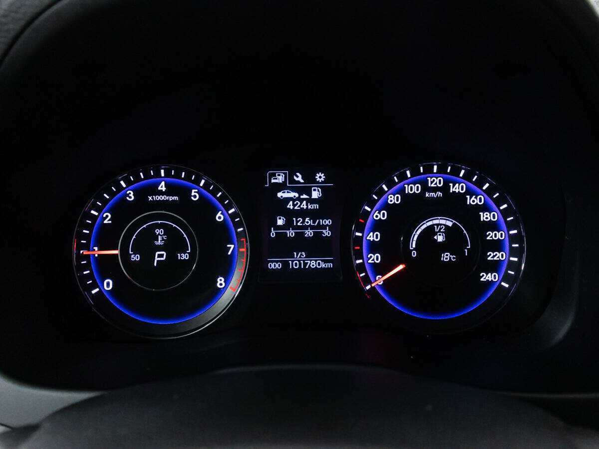 Купить Hyundai i40, 2015, 101 775 км.. Фото: #11