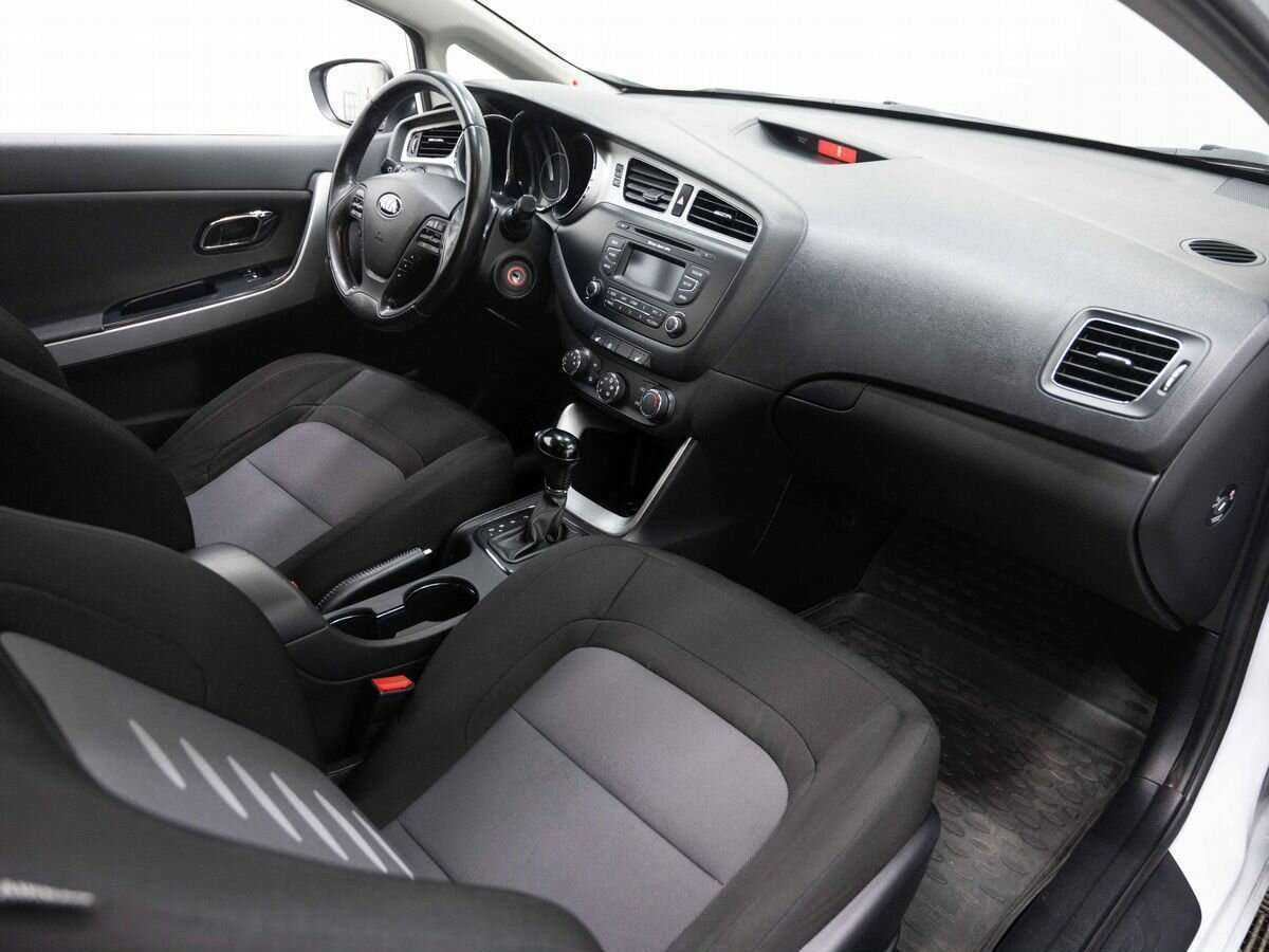 Купить Kia Ceed, 2014, 173 407 км.. Фото: #9
