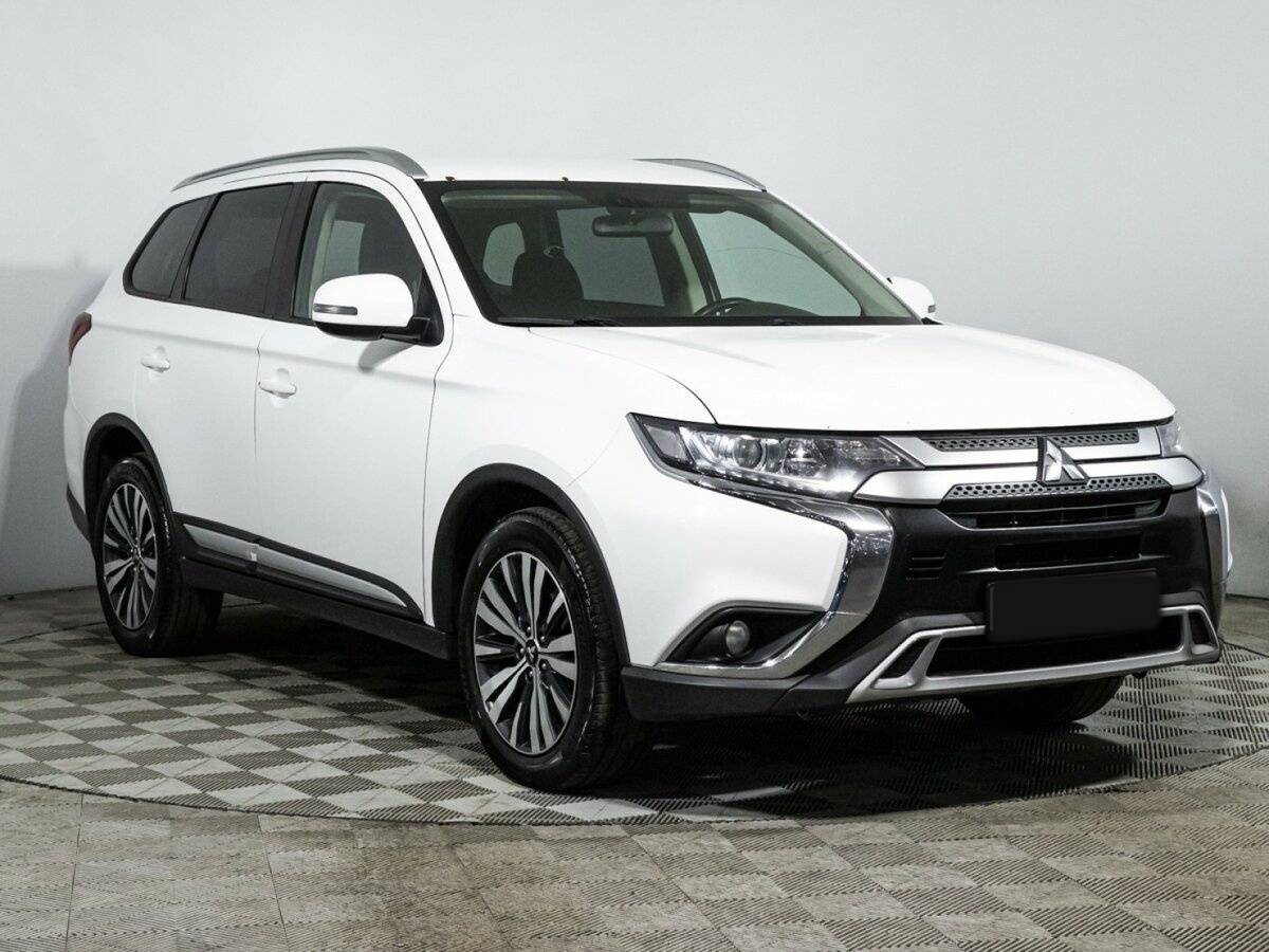 Купить Mitsubishi Outlander, 2019, 236 550 км.. Фото: #2