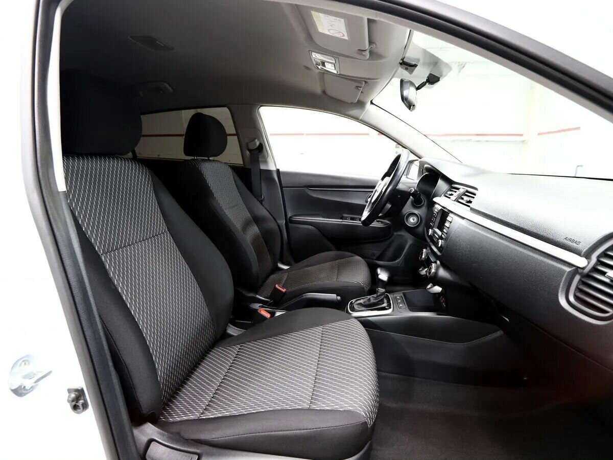 Купить Kia Rio, 2018, 47 000 км.. Фото: #9