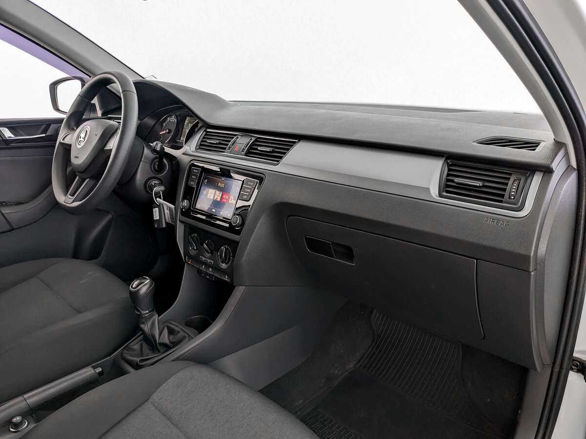 Купить Skoda Rapid, 2017, 117 370 км.. Фото: #8