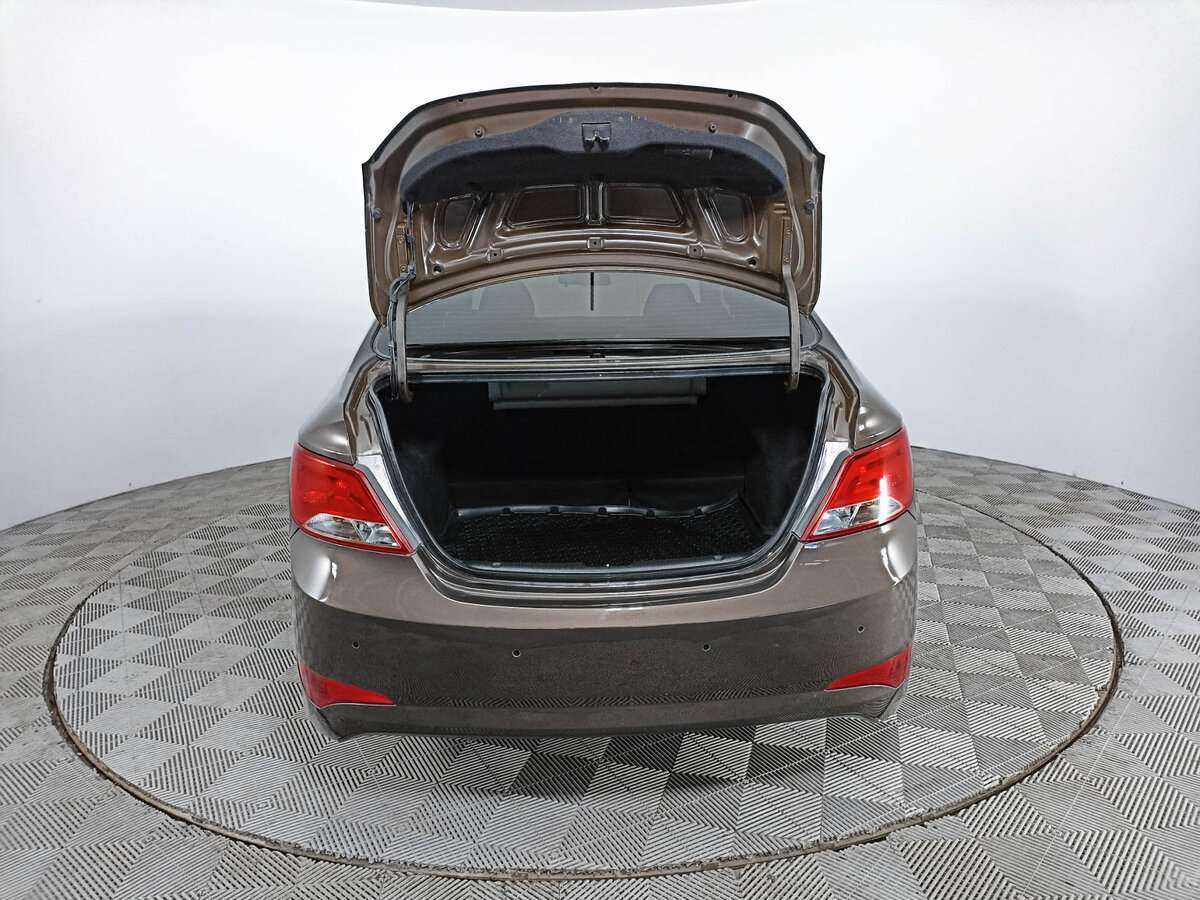 Купить Hyundai Solaris, 2015, 129 004 км.. Фото: #9