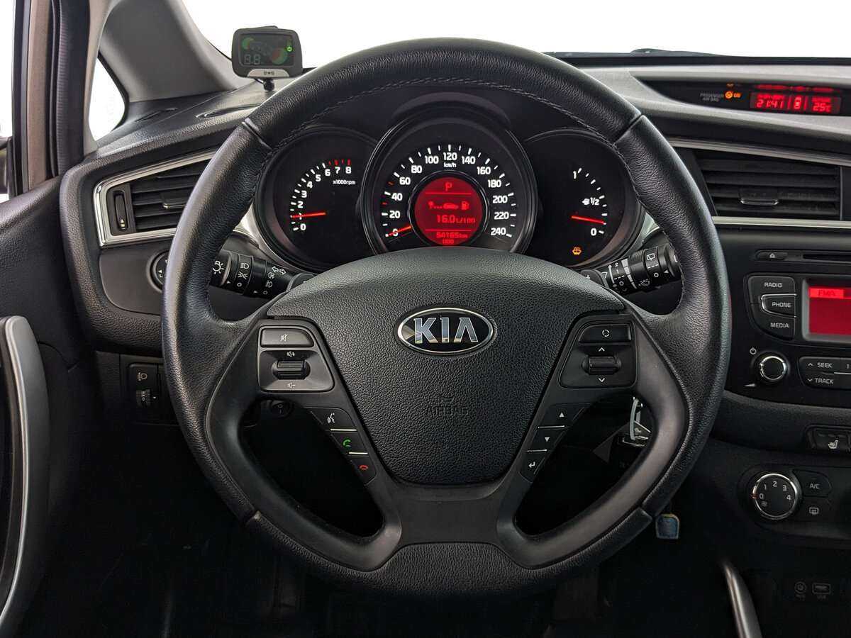 Купить Kia Ceed, 2017, 54 160 км.. Фото: #17