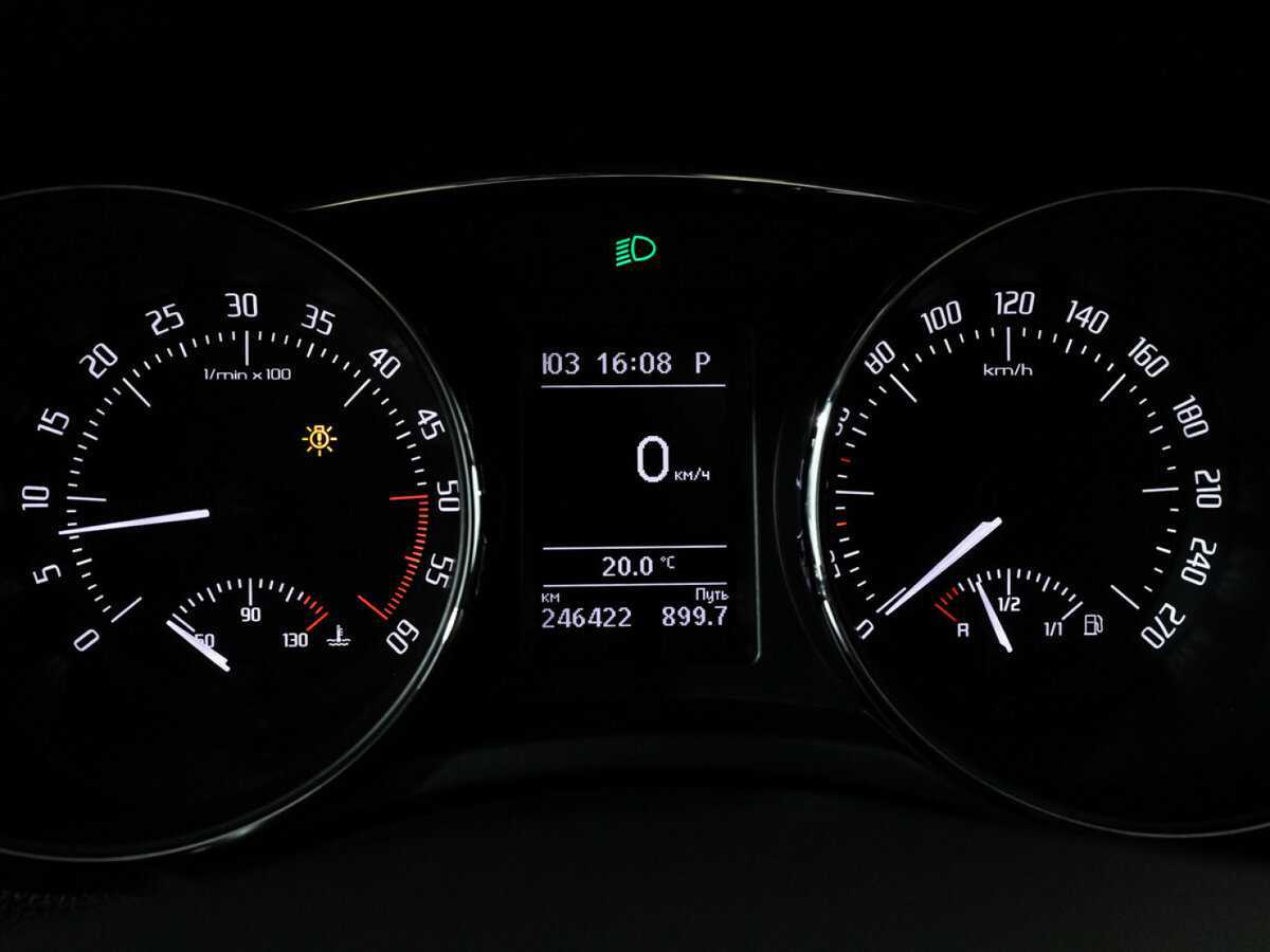 Купить Skoda Superb, 2013, 246 419 км.. Фото: #11